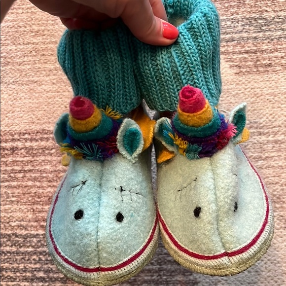Garnet Hill Kids Unicorn Slippers - Teal - Picture 2 of 7